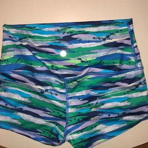 Lululemon hot yoga shorts, high waisted